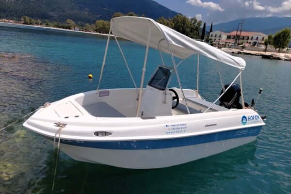 SEA BIRD named motorboat of hop on boat reantal in Sami Kefalonia white & blue color